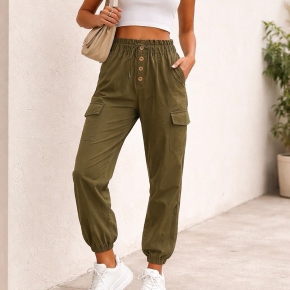 DYI Pants - Define Your Inspiration Women’s Olive Cargo Jogger Pants-Small